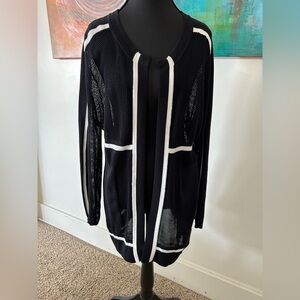 Magaschoni Elegant 100 percent cotton open weave black white open Cardi size L